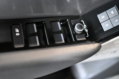 Land Rover Range Rover Velar D200 SE Kamera 360 ACC TFT 20"