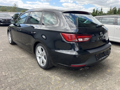 Seat Leon FR Kombi 150 PS*AHK 1700 KG *LED*Garantie