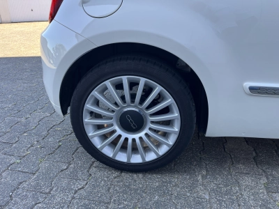 Fiat 500 Lounge*Wenig km*guter Zustand*8-fach bereift