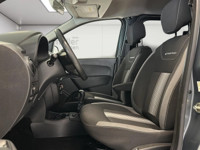 Dacia Dokker 1.2 TCe Stepway Celebration KAM|NAVI|SHZ