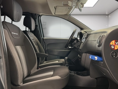 Dacia Dokker 1.2 TCe Stepway Celebration KAM|NAVI|SHZ