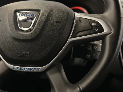 Dacia Dokker 1.2 TCe Stepway Celebration KAM|NAVI|SHZ