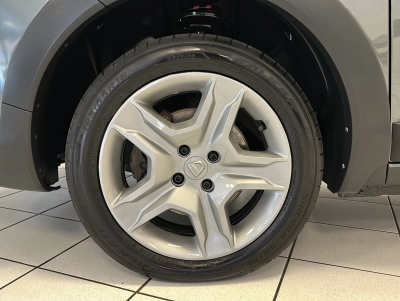 Dacia Dokker 1.2 TCe Stepway Celebration KAM|NAVI|SHZ