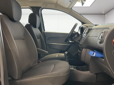 Dacia Lodgy 1.6 SCe Comfort 7-Sitz AHK|PDC|NAVI|SHZ
