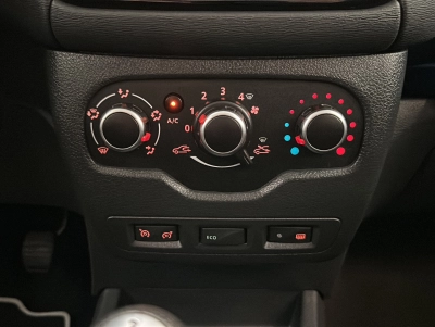 Dacia Lodgy 1.6 SCe Comfort 7-Sitz AHK|PDC|NAVI|SHZ
