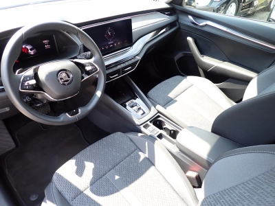 Skoda Octavia 1.0 eTSI DSG Style*Navi*ACC*DAB*Kessy*