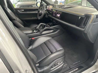 Porsche Cayenne Turbo E-Hybrid*Burmester*Head-Up*PCCB*