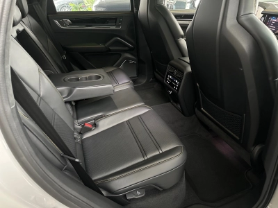 Porsche Cayenne Turbo E-Hybrid*Burmester*Head-Up*PCCB*