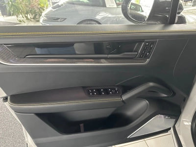 Porsche Cayenne Turbo E-Hybrid*Burmester*Head-Up*PCCB*