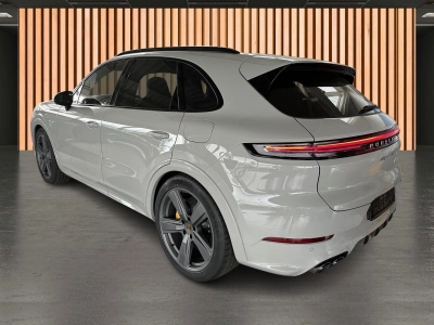 Porsche Cayenne Turbo E-Hybrid*Burmester*Head-Up*PCCB*