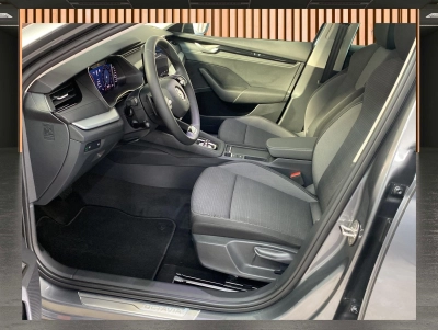 Skoda Octavia Combi 2.0 TDI DSG Selection Facelift*Nav