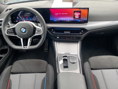 BMW 330 i Touring xDrive M Sport*ACC*HiFi*Kamera*