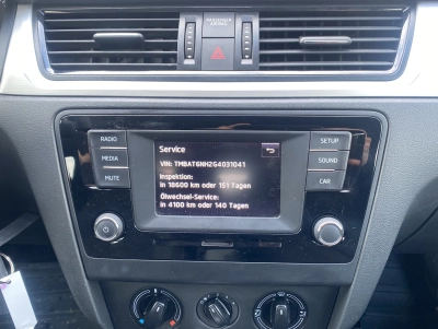Skoda Rapid 1.4 TSI DSG Ambition*Tempomat*PDC*DAB*