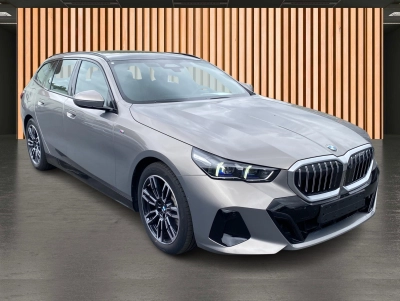 BMW 520 d Touring xDrive M Sport*HeadUp*AHK*Pano*