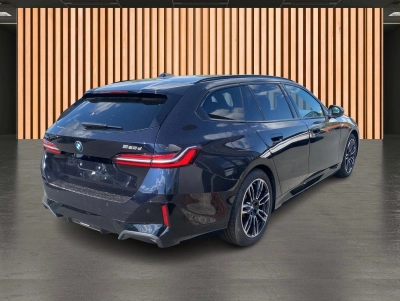 BMW 520 d Touring xDrive M Sport*HeadUp*AHK*Pano*