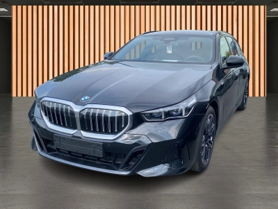 BMW 520 d Touring xDrive M Sport*HeadUp*AHK*Pano*