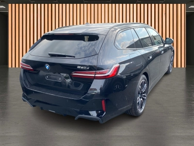 BMW 520 d Touring xDrive M Sport*HeadUp*AHK*Pano*