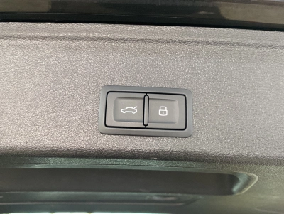 Audi A4 Allroad 40 TDI Quattro*Leder*Navi+*AHK*