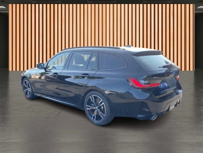 BMW 330 i Touring xDrive M Sport*ACC*HiFi*Kamera*