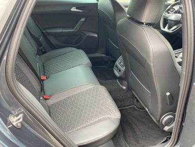 Seat Leon ST 1.5 eTSI DSG Facelift*ACC*Kamera*Kessy*