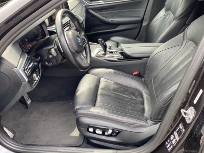 BMW 520 d xDrive M Sport*Pano*HeadUp*Laser