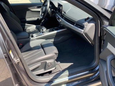 Audi A4 Allroad 40 TDI Quattro*Leder*Navi+*AHK*Pano