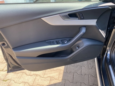 Audi A4 Allroad 40 TDI Quattro*Leder*Navi+*AHK*Pano