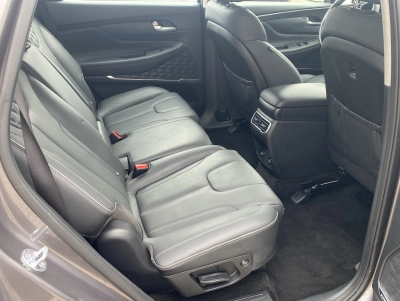 Hyundai SANTA FE Plug In Hybrid 4WD*7 Sitze*Leder