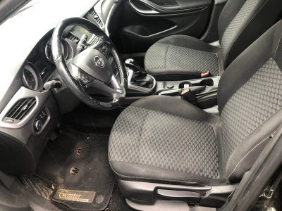 Opel Astra 1.4T Edition*Klima