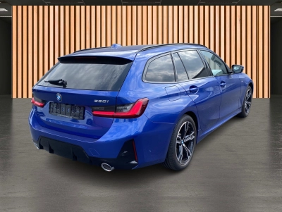 BMW 330 i Touring xDrive M Sport*ACC*HiFi*Kamera*