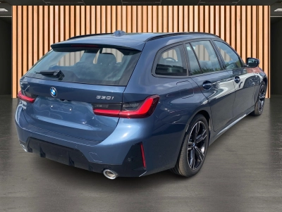 BMW 330 i Touring xDrive M Sport*ACC*HiFi*Kamera*
