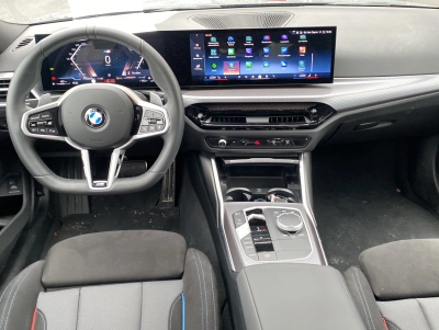 BMW 330 i Touring xDrive M Sport*ACC*HiFi*Kamera*