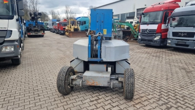 Genie 45/22 Elektro  15,70 m Höhe, 7,70 m Reichweitedem Alter entspr.
