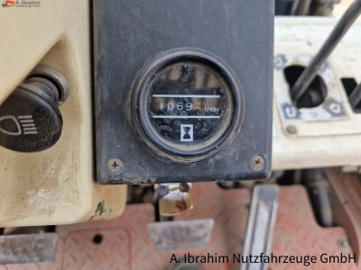 Nissan BF 03-40  4t Stapler
