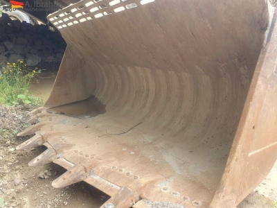 CAT 990  Zustand gut, Video vorhandenohne Ketten!!, fertig zur Verladung