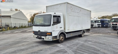 Mercedes-Benz 817 Möbelkoffer