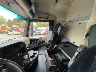 Mercedes-Benz Actors 2545  6x2 Pritsche Kran HIAB 166
