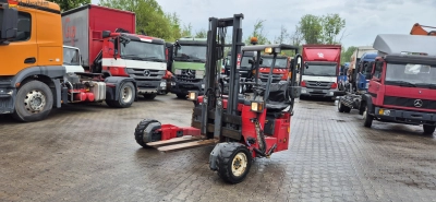 ANDERE Moffett  4 Wege Stapler 20.4einsatzbereit 3 Stck. vorhanden