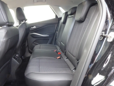 Opel Grandland 1.2 Turbo GS-Line LED Navi Kamera 360 Keyless SHZ elektr. Heckklappe