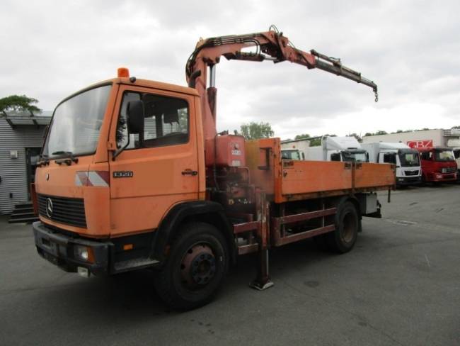 Mercedes-Benz 1320 L