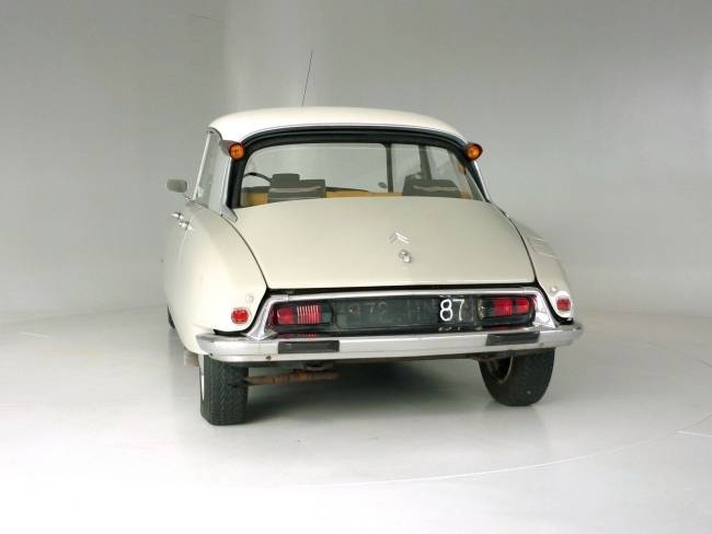 Citroen DS ID 19 B - TÜV 11/2020 - altes Armaturenbrett