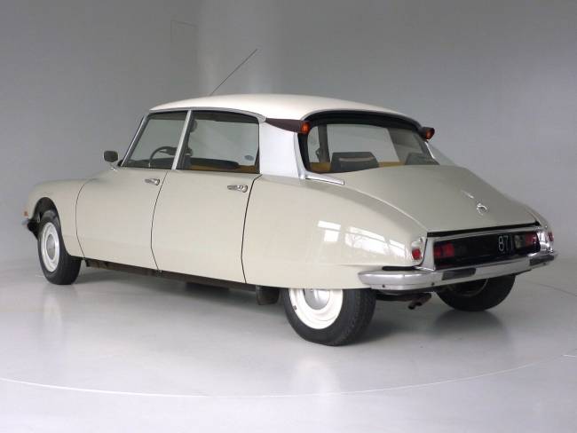 Citroen DS ID 19 B - TÜV 11/2020 - altes Armaturenbrett