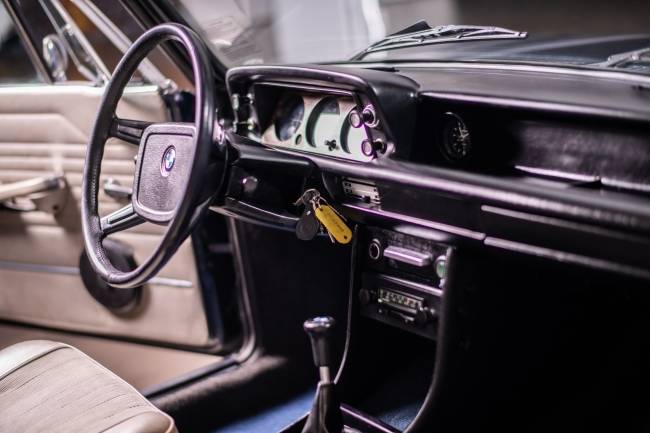 BMW 2002 Tii Innen Original*Wertgutachten Note 2