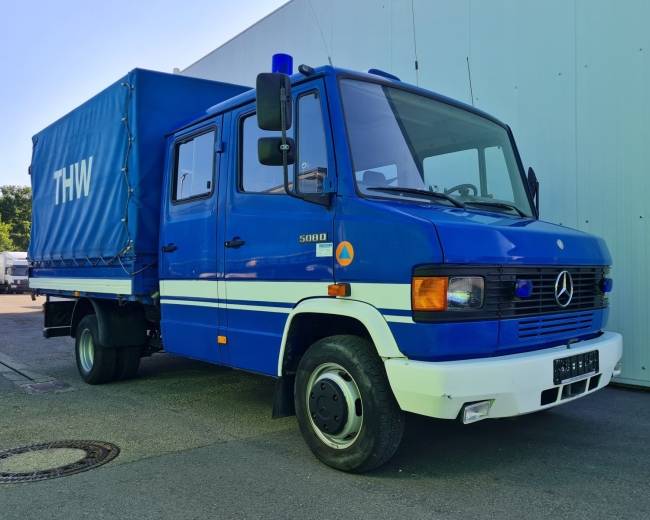 Mercedes-Benz 508D 4x2