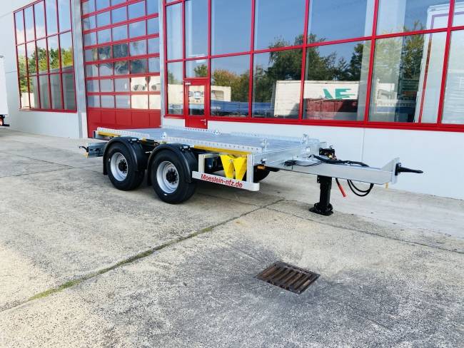 Möslein TMH 2 14 t Tandem- Absetzmuldenanhänger,  geschlossenen Boden
Neufahrzeug