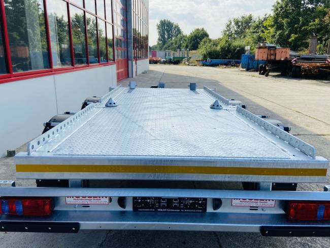 Möslein TMH 2 14 t Tandem- Absetzmuldenanhänger,  geschlossenen Boden
Neufahrzeug
