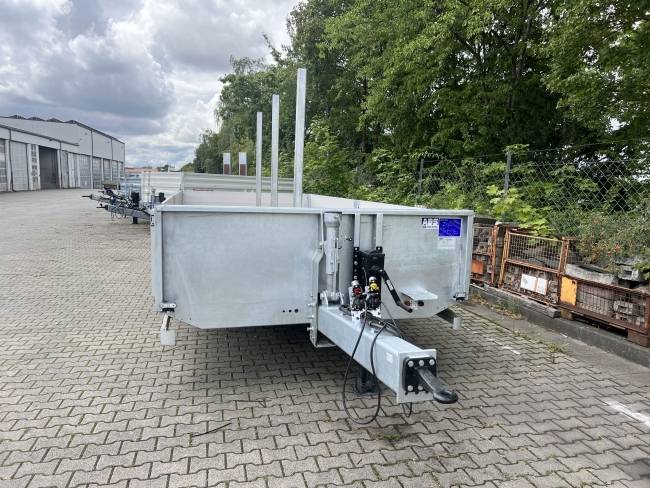Möslein THT 11- G 6,2 Tandem Pritsche- Tieflader mit Rungentaschen