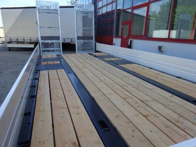 Möslein TTT 11 5,2 BR Weiß Neuer Tandemtieflader mit Breiten Rampen