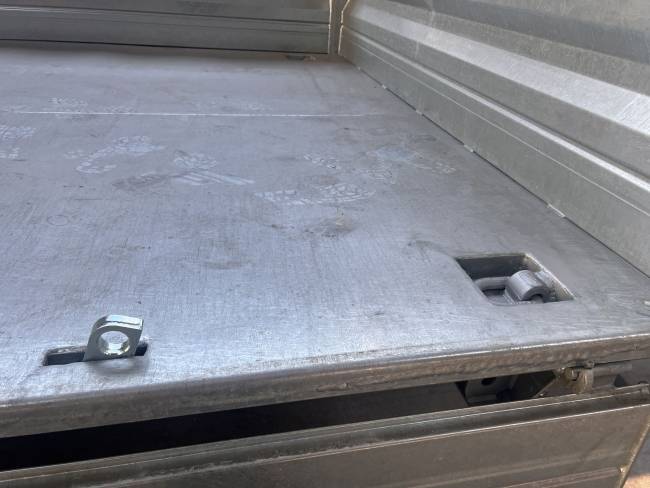 Möslein TTD 14  5,70 m 14 t Tandem- Kipper Tieflader 5,70 m lang, Breite Reifen
-- Neufahrzeug --