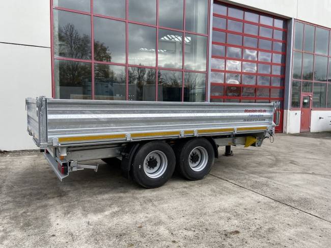 Möslein TTD 14  5,70 m 14 t Tandem- Kipper Tieflader 5,70 m lang, Breite Reifen
-- Neufahrzeug --